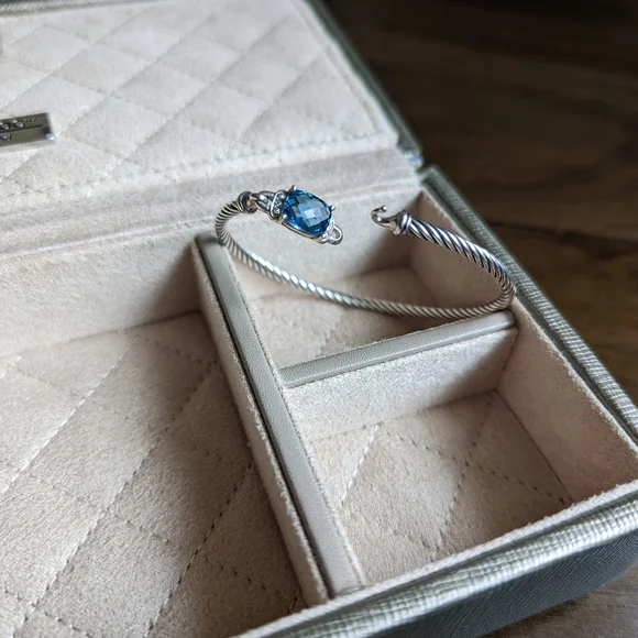 David Yurman Wheaton Bracelet Hampton Blue Topaz & Diamonds - Picture 4 of 5